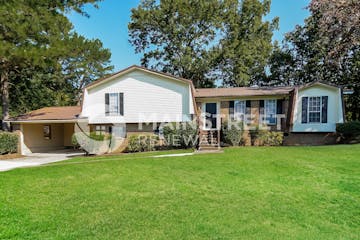 1299 GLENRIDGE LN BESSEMER, AL 35022